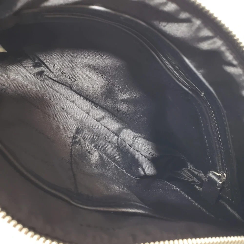 Calvin Klein Crossbody Bag‎ Women Small Black Faux Leather Logo Zip Minimalist